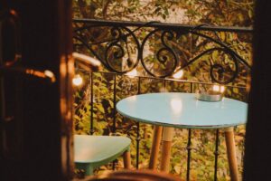 How to Make a Small Balcony Feel Cozy and Inviting